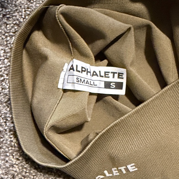 Alphalete Amplify - Not Gold High-Rise Leggings - Picture 6 of 6